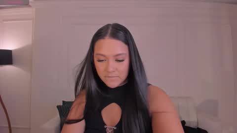 Snapshot of toricross1 chatting on 11-13-25, 01:54 Tori Cross online show from 11-13-25, 01:54