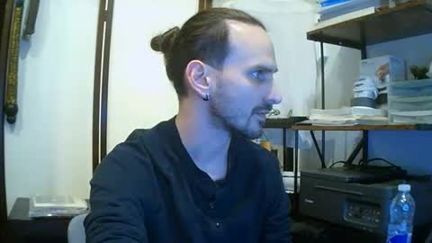 Tornado2156 online show from 12-18-25, 07:53