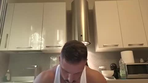 Snapshot of toro_arrapato chatting on 05-21-26, 06:04 toro_arrapato online show from 05-21-26, 06:04