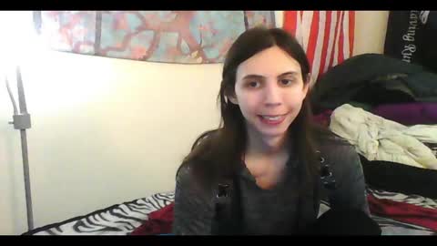 Luna online show from 02-25-25, 05:08