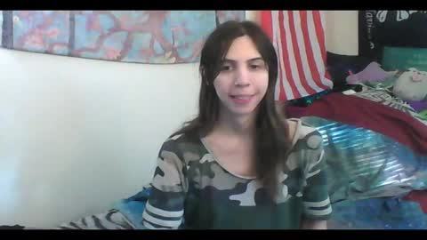 Luna online show from 09-28-25, 08:47