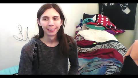 Luna online show from 02-20-26, 06:19