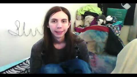 Luna online show from 04-22-26, 02:36