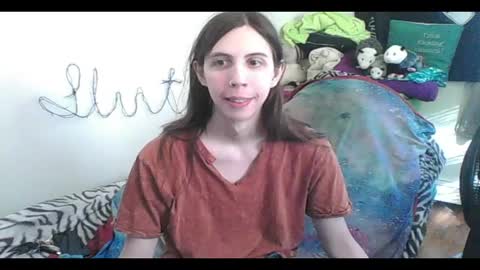 Luna online show from 04-23-26, 09:50