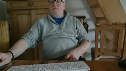 toto758 online show from 02-26-25, 10:36