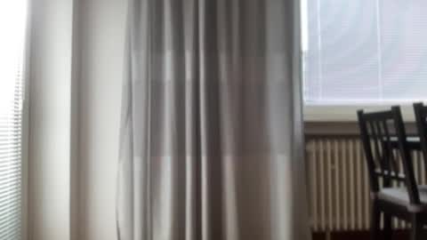 Snapshot of toulalan1992 chatting on 03-12-25, 07:24 toulalan1992 online show from 03-12-25, 07:24