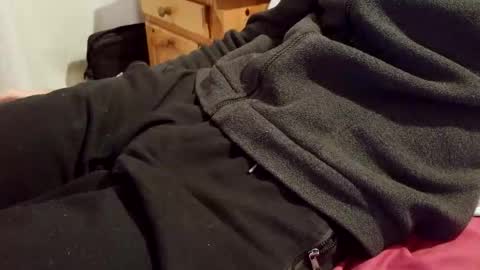 tounu38 online show from 05-17-26, 06:15