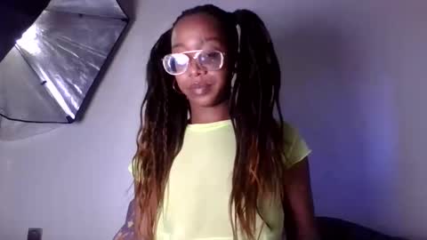 Snapshot of toxic_excotic6969 chatting on 12-03-25, 07:34 naughteacher2001 online show from 12-03-25, 07:34