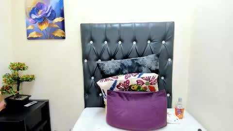 Snapshot of toxicfantasy4u chatting on 10-16-25, 05:25 toxicfantasy4u online show from 10-16-25, 05:25