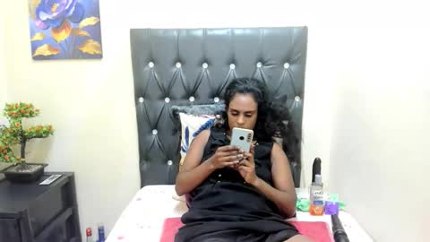 Snapshot of toxicfantasy4u chatting on 10-31-25, 05:36 toxicfantasy4u online show from 10-31-25, 05:36