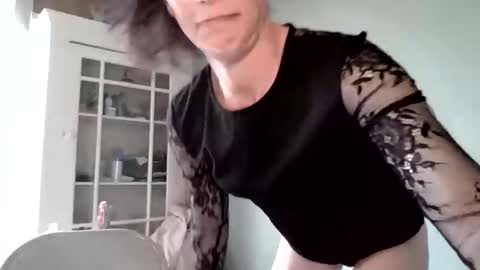 Snapshot of toxiclayne chatting on 03-18-26, 05:27 toxiclayne online show from 03-18-26, 05:27