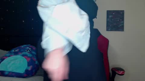 Snapshot of toxiclilly chatting on 12-12-24, 09:40 Lilly Miss Mistress Goddess Maam Queen Boss online show from 12-12-24, 09:40