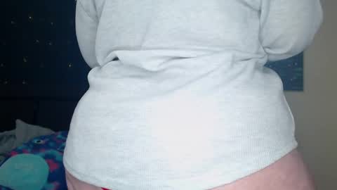 Snapshot of toxiclilly chatting on 03-04-25, 11:29 Lilly Miss Mistress Goddess Maam Queen Boss online show from 03-04-25, 11:29