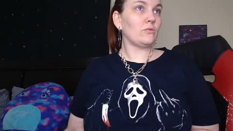 Snapshot of toxiclilly chatting on 09-14-25, 08:57 Lilly Miss Mistress Goddess Maam Queen Boss online show from 09-14-25, 08:57