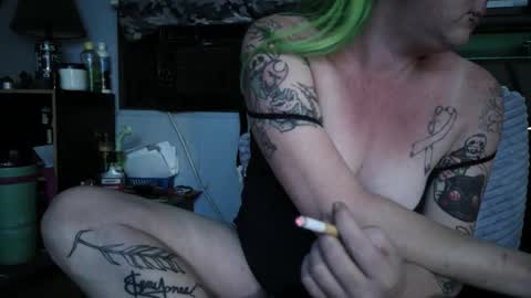 ToxicTemptress420 online show from 02-10-26, 05:22