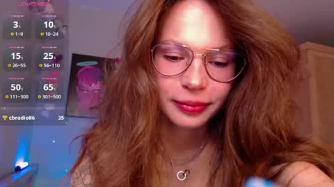 Snapshot of toxkiss chatting on 09-10-25, 05:18 toxkiss online show from 09-10-25, 05:18