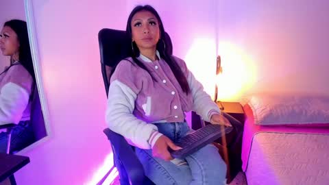 tracy online show from 01-30-25, 02:49