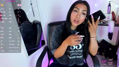 tracy online show from 11-26-25, 09:05