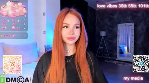 Snapshot of tracy_tay1or chatting on 11-28-25, 12:57 Tracy GMT2 Mon 3 AM - 4 PM Tue 3 AM - 4 PM Wed 3 AM - 4 PM Thur 3 AM - 4 PM Fri 3 AM - 4 PM online show from 11-28-25, 12:57