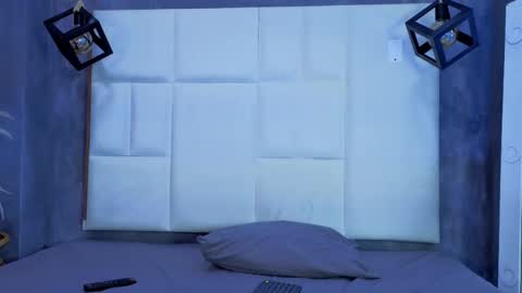 Tracy Wright online show from 03-22-26, 01:36