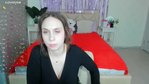 Snapshot of traneba chatting on 02-23-25, 11:33 Kate online show from 02-23-25, 11:33