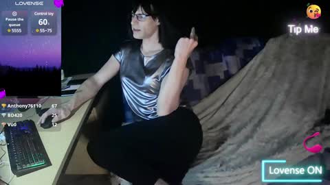 Sarah R. Lenor online show from 12-16-24, 09:20