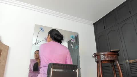 Juliana Giiraldo  online show from 10-05-25, 03:32