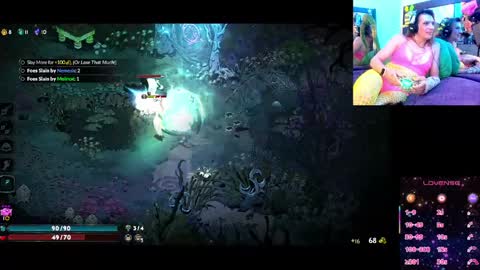 Snapshot of transaurus chatting on 05-08-26, 02:44 Valosaurus online show from 05-08-26, 02:44