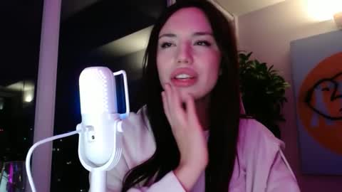 transfrmgirl98 online show from 10-26-25, 05:57