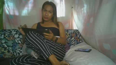 transhottie28 online show from 02-25-25, 11:55