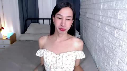 Chloe online show from 05-19-26, 02:29