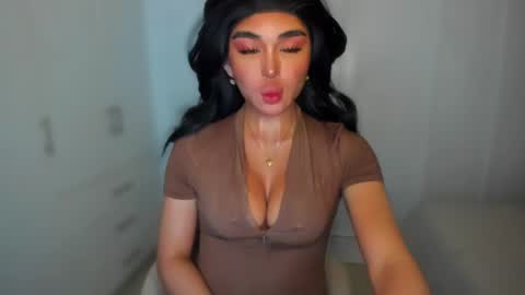 ALMIGHTY GODDESS VALENTINA online show from 01-09-25, 06:04