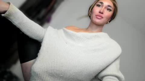 ALMIGHTY GODDESS VALENTINA online show from 05-20-26, 11:00