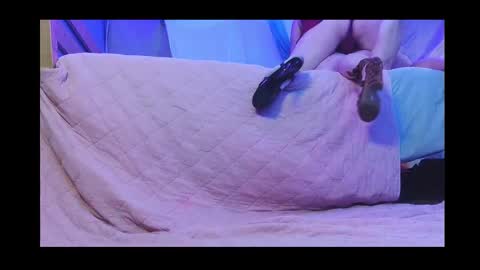 Snapshot of trashyandsassy chatting on 09-20-25, 10:00 Over Acheiver online show from 09-20-25, 10:00