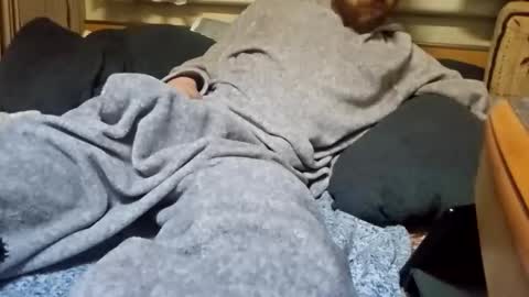 Snapshot of travelbait chatting on 10-25-25, 11:51 travelbait online show from 10-25-25, 11:51