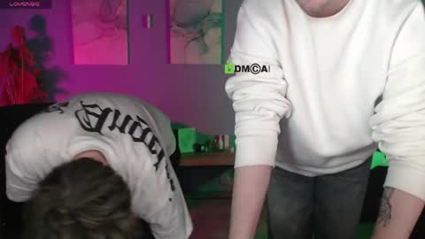 Travis online show from 04-29-26, 05:30