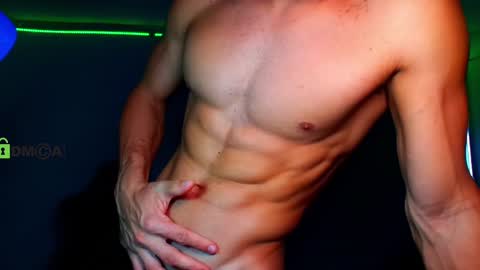 Snapshot of travisdiamonds chatting on 12-04-24, 10:30 TRAVIS. online show from 12-04-24, 10:30