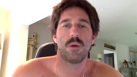 TravisKenn online show from 09-29-25, 06:46