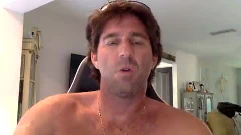 TravisKenn online show from 11-10-25, 07:46