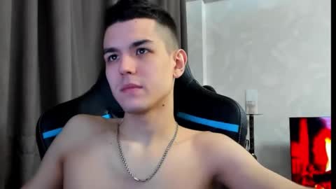 Snapshot of travisrivas chatting on 02-18-25, 04:05 travisrivas online show from 02-18-25, 04:05