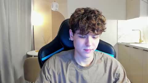 Snapshot of travisrivas chatting on 10-03-25, 02:08 travisrivas online show from 10-03-25, 02:08