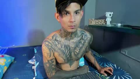 TRAV - INDEPENDENT MODEL online show from 09-15-25, 05:18