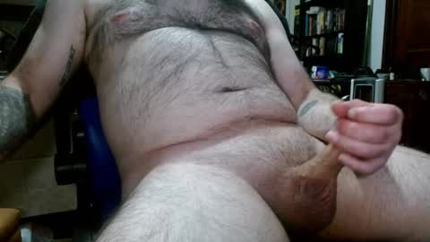 Snapshot of treasured_trash chatting on 12-16-25, 05:45 Dilly Dally online show from 12-16-25, 05:45