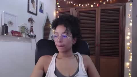 Emily online show from 02-06-25, 08:34