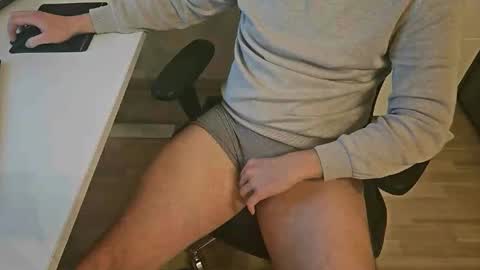 tree1989 online show from 12-12-24, 07:59