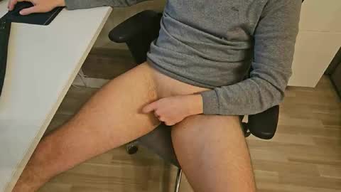 tree1989 online show from 02-08-25, 12:06