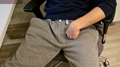 tree1989 online show from 10-12-25, 05:56