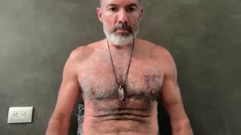 Snapshot of tree_hugr chatting on 01-09-25, 07:29 Tree hugr online show from 01-09-25, 07:29