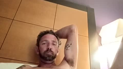 treedude303720 online show from 09-19-25, 01:40