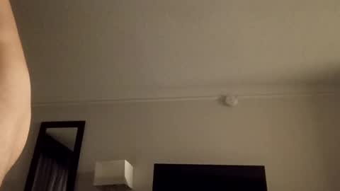 treedude303720 online show from 09-21-25, 10:28